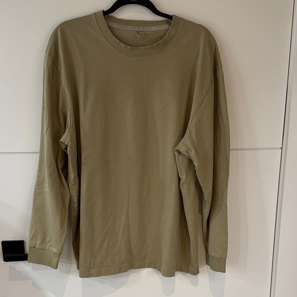 Lululemon Heavyweight Cotton Long Sleeve Tee - XL - Army Green